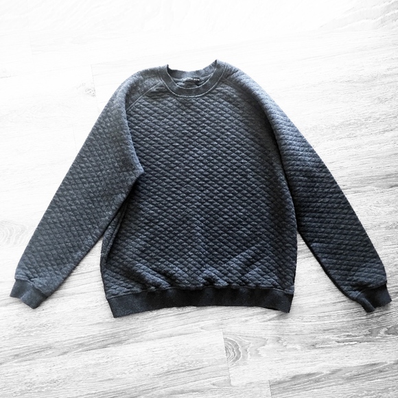 Saks Fifth Avenue Other - SAKS FIFTH AVENUE quilted grey crewneck sweatshirt